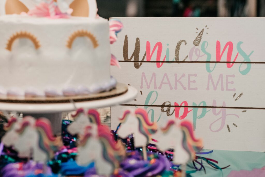 unicorn cake trend, whimsical cakes rise

