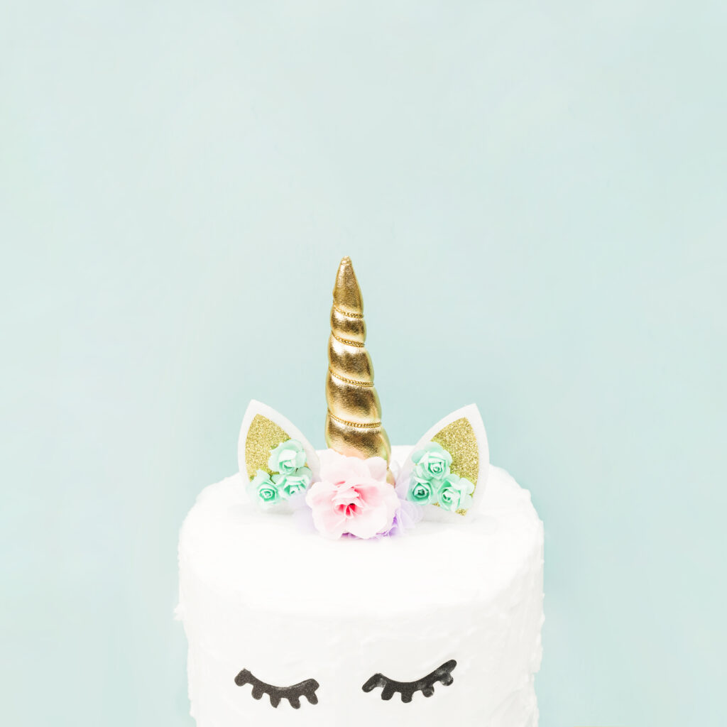 How to Make a Unicorn Cake Horn: A Step-by-Step Guide 